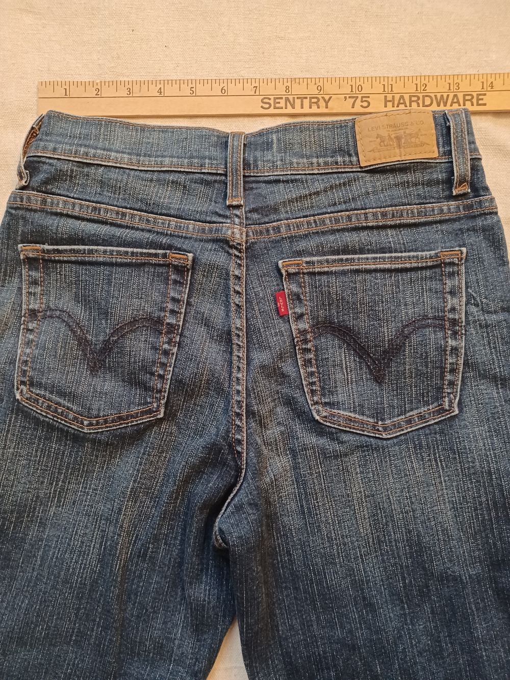 Levis 512 Perfectly Slimming Bootcut Jeans Women's Size 10 Petite Medium - Picture 6 of 9